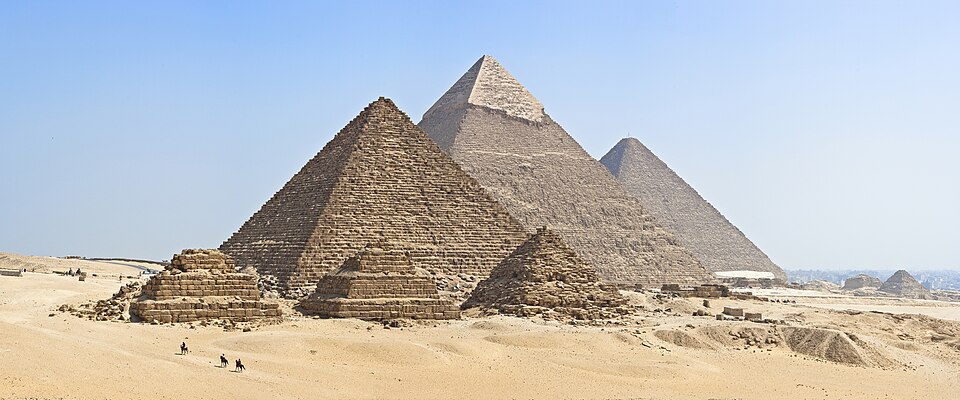 Gizan pyramidit